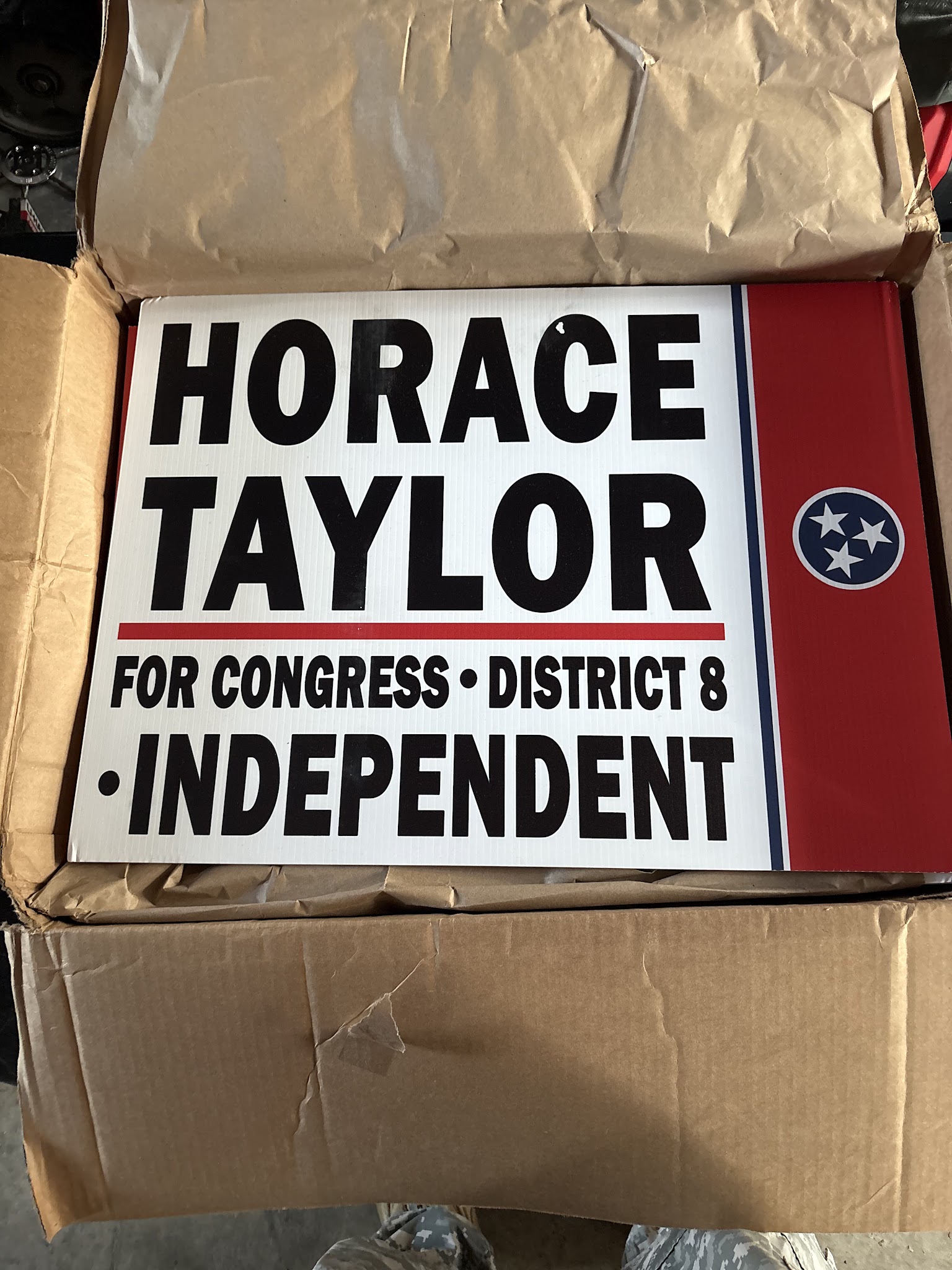 Get you free yard signs and support the Independent movement!